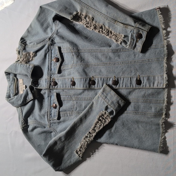 Adam Levine Denim jacket with ripped markings Size Small - Picture 1 of 7